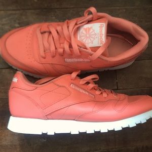 Reebok classic leather sneaker